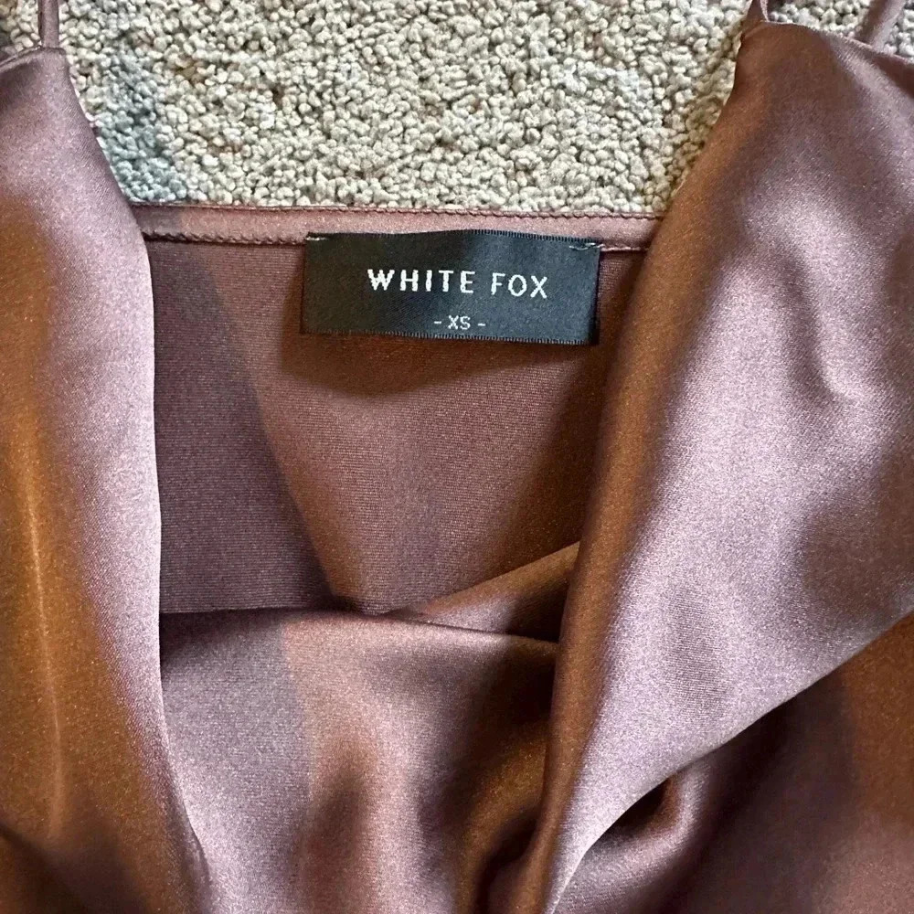 WHITE FOX MINI DRESS - Picture 8 of 8